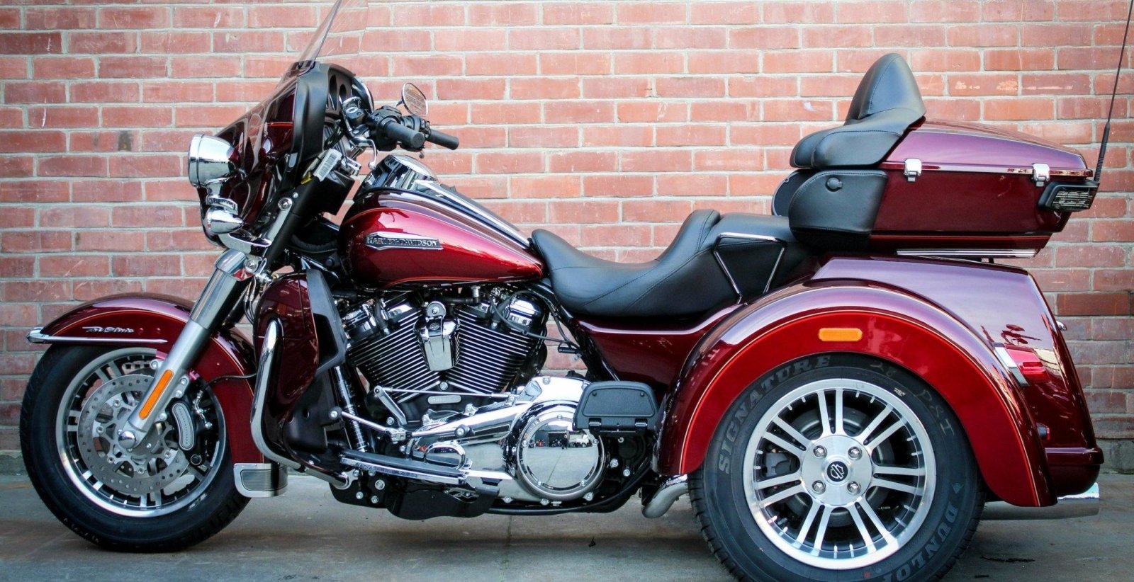 Model Year Runout - 2017 Tri Glide - Rolling Thunder Harley-Davidson