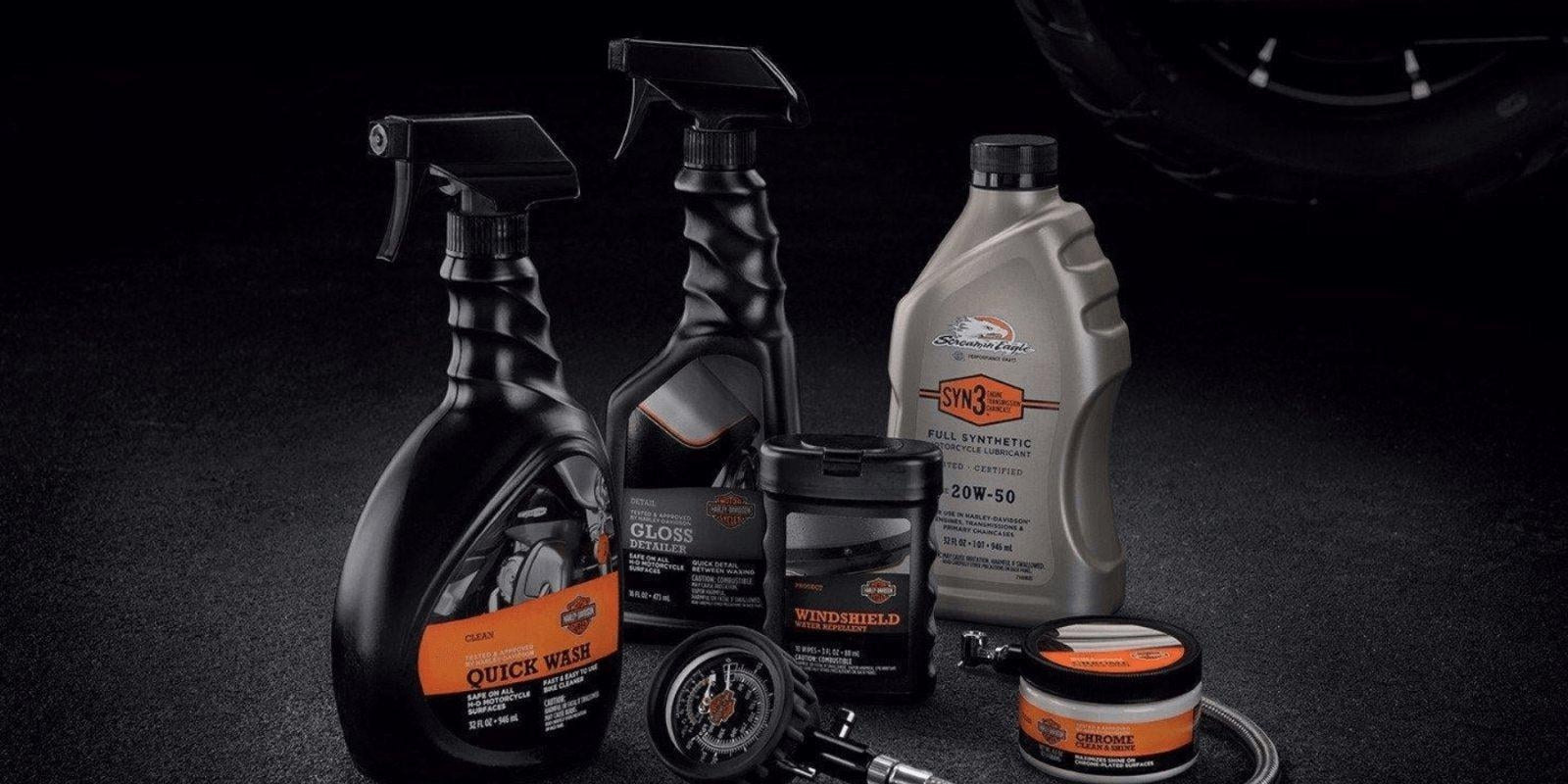 Cleaning-Rolling Thunder Harley-Davidson