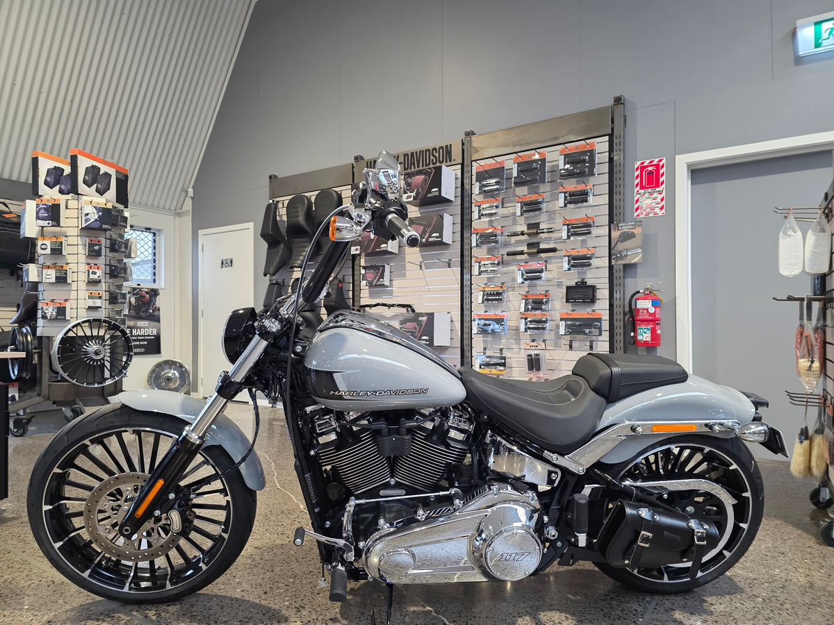 2025 Harley-Davidson Breakout