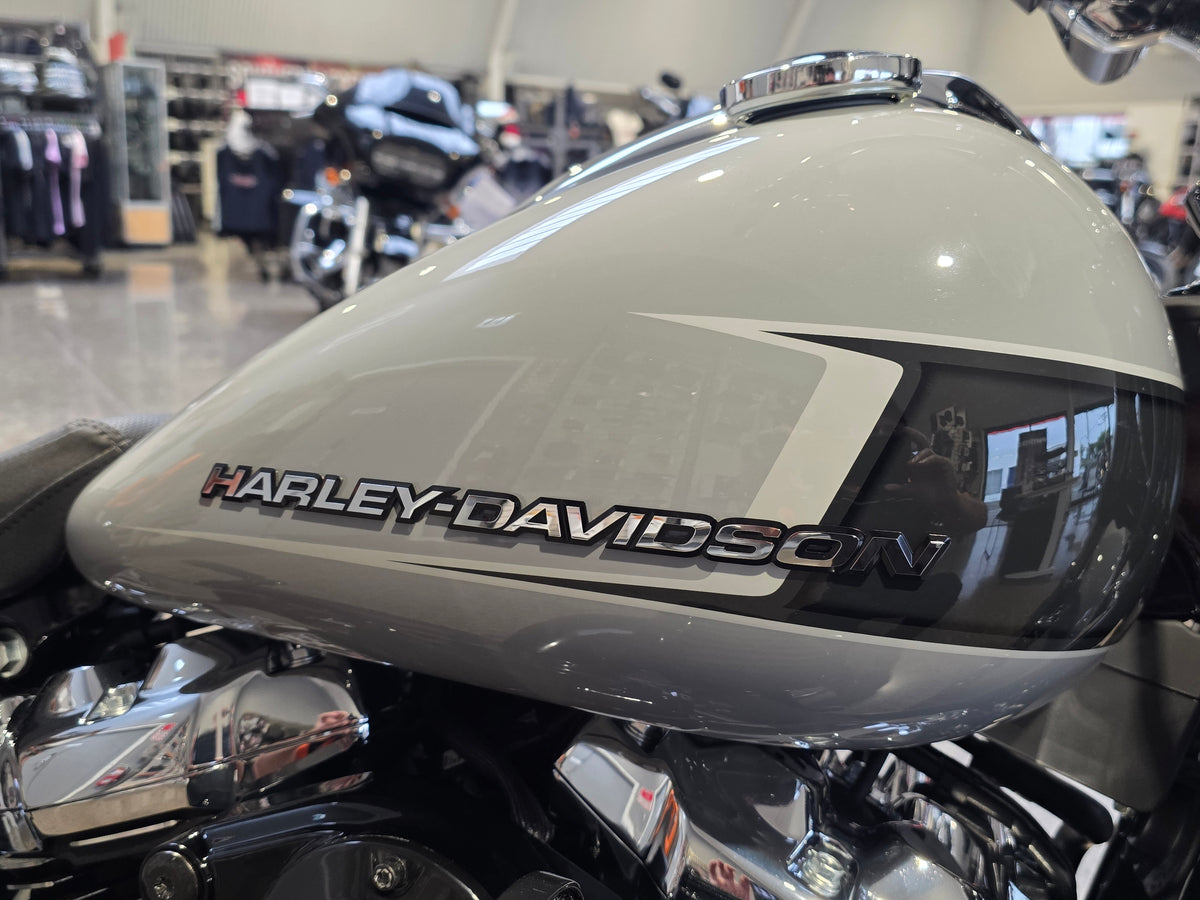 2025 Harley-Davidson Breakout