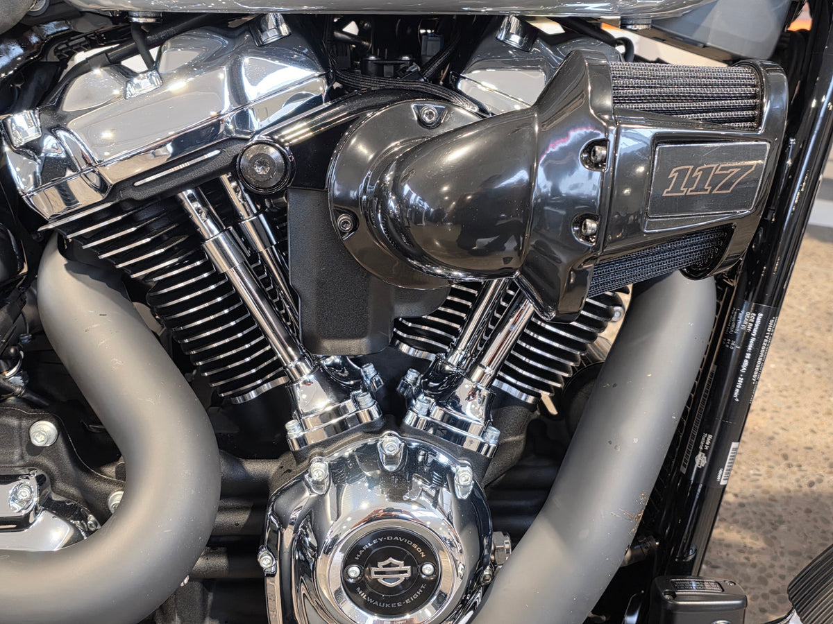 2025 Harley-Davidson Breakout