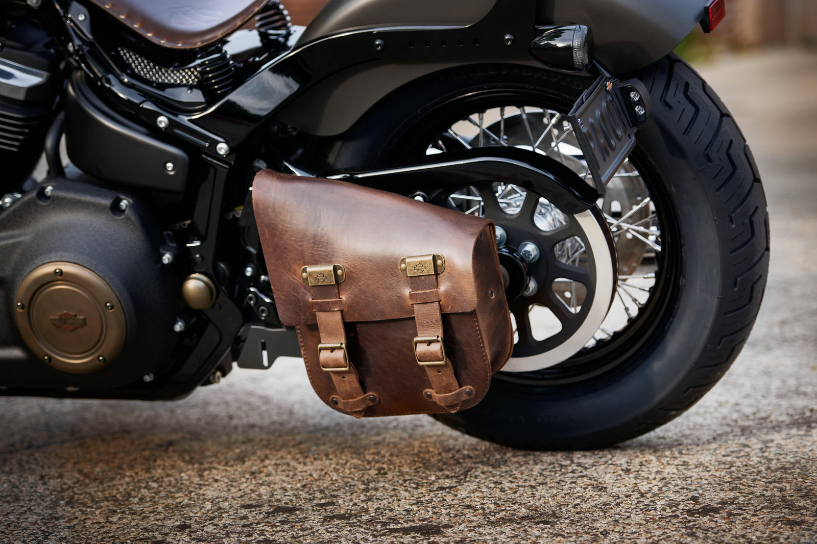 Single-Sided Swingarm Bag-90201568-Rolling Thunder Harley-Davidson