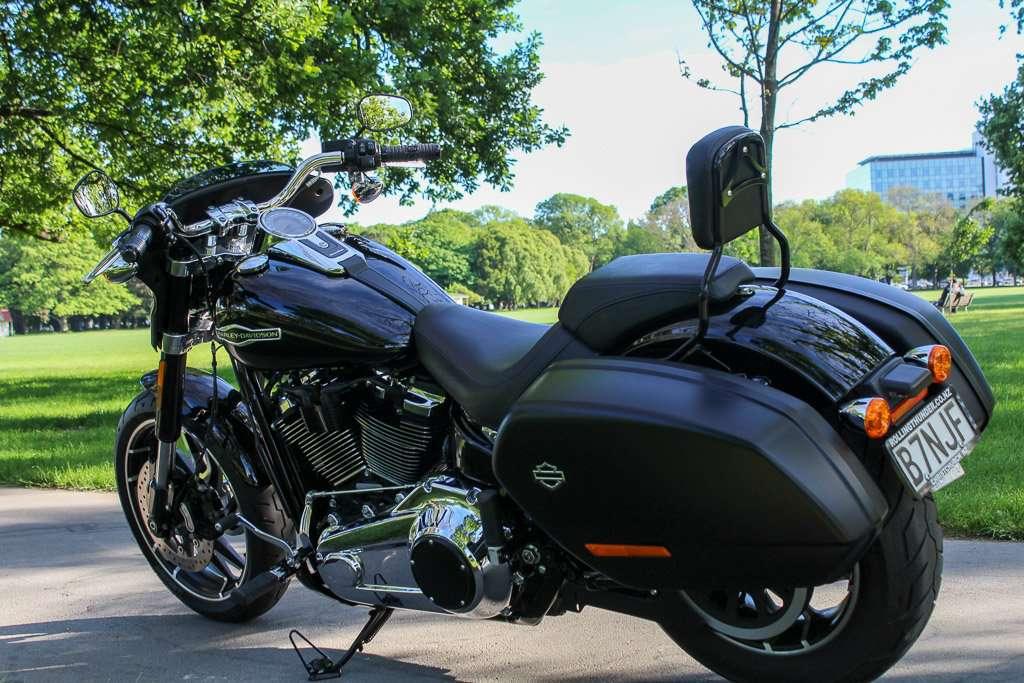 Harley Davidson Sport Glide Flsb 2018-Rolling Thunder Harley-Davidson