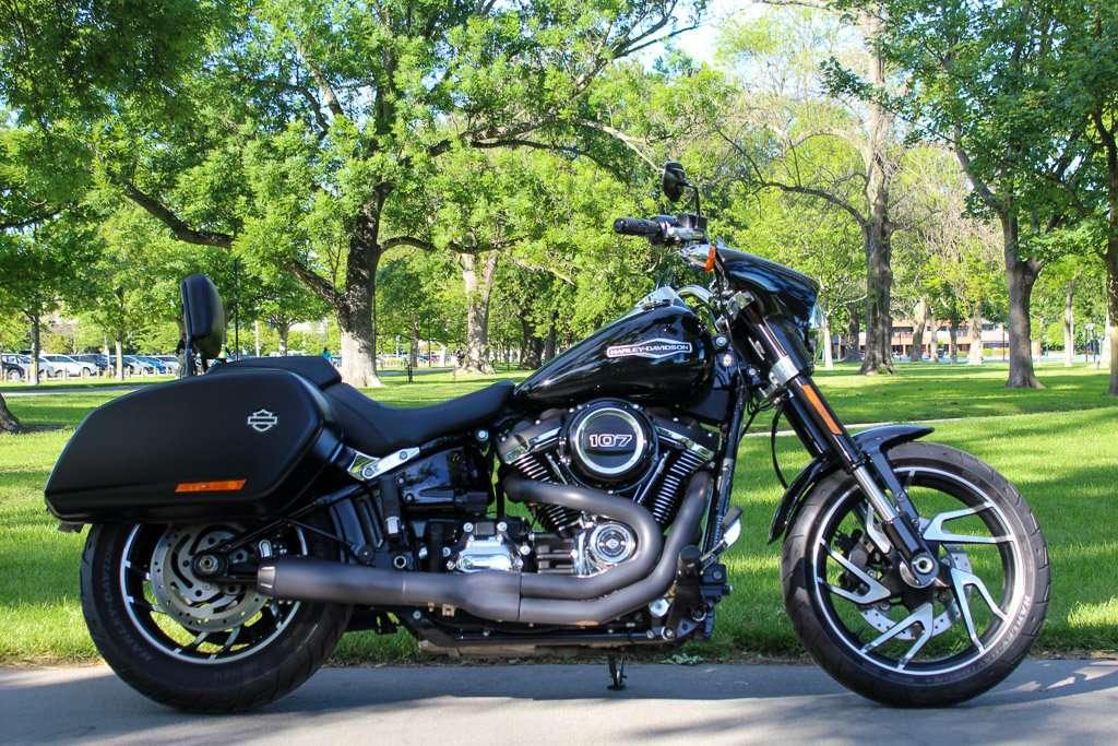Harley Davidson Sport Glide Flsb 2018-Rolling Thunder Harley-Davidson